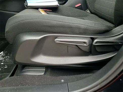 Used 2023 Honda HR-V LX image 13