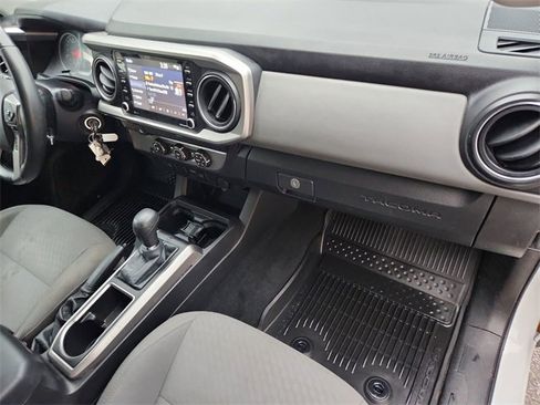 Used 2022 Toyota Tacoma SR5 image 25