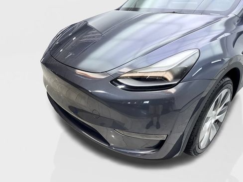 Used 2023 Tesla Model Y Long Range AWD/4WD image 16
