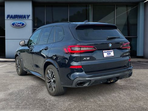 Used 2022 BMW X5 xDrive40i w/ M Sport Package AWD/4WD image 4