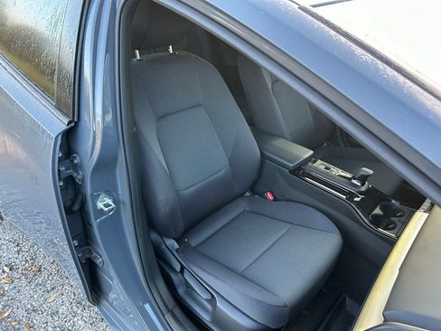 Used 2024 Toyota Prius LE image 15