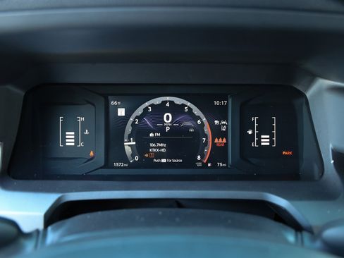 Used 2025 Toyota Tacoma SR5 image 18