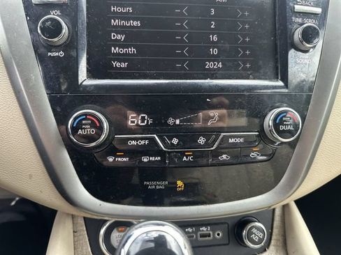 Used 2023 Nissan Murano SV w/ Cargo Package AWD/4WD image 18