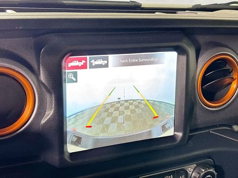 Used 2020 Jeep Gladiator Mojave image 17