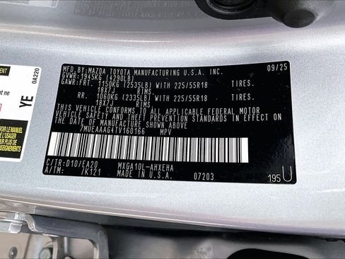 Used 2026 Toyota Corolla Cross XLE FWD image 33