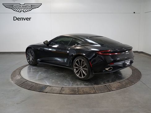 Used 2018 Aston Martin DB11 V12 image 3