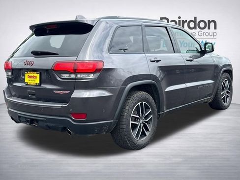 Used 2017 Jeep Grand Cherokee Trailhawk w/ Trailhawk Luxury Group AWD/4WD image 6