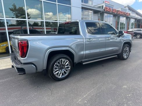Used 2025 GMC Sierra 1500 Denali Ultimate AWD/4WD image 3