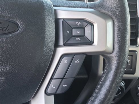 Certified 2018 Ford F150 Lariat w/ Equipment Group 502A Luxury image 28