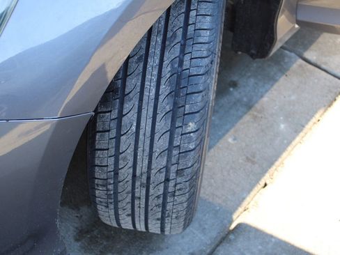 Used 2015 Honda Accord EX-L image 12