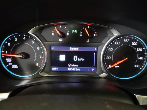 Used 2020 Chevrolet Traverse LT w/ LT Premium Package FWD image 17