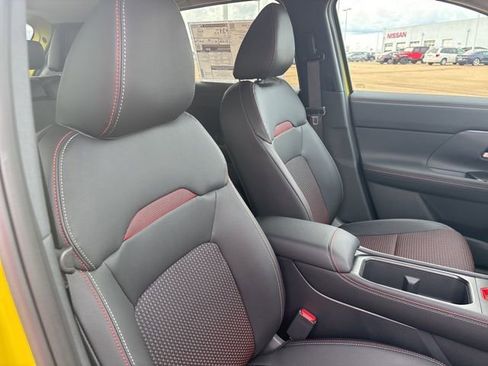 New 2026 Nissan Kicks SR image 20