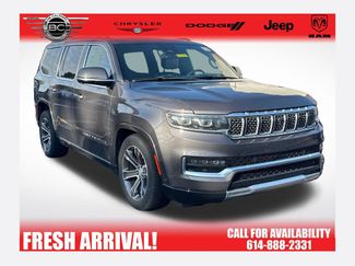 Used 2022 Jeep Grand Wagoneer Series I AWD/4WD video 1