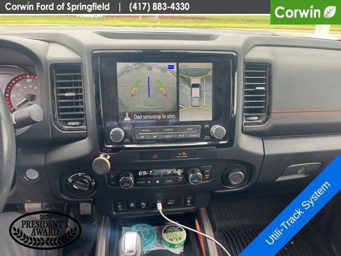 Used 2022 Nissan Frontier PRO-4X AWD/4WD image 12