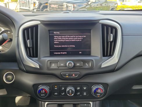 Used 2023 GMC Terrain SLE w/ Driver Convenience Package FWD image 22
