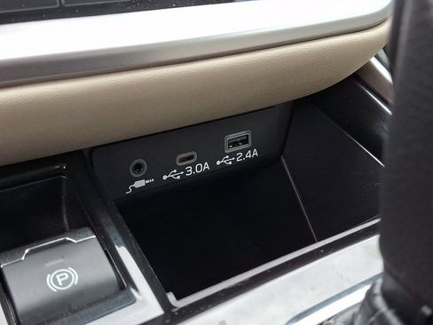Used 2024 Subaru Legacy Limited AWD/4WD image 30