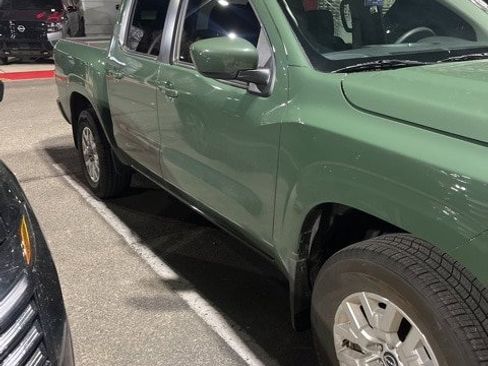 Used 2022 Nissan Frontier SV w/ Technology Package image 8