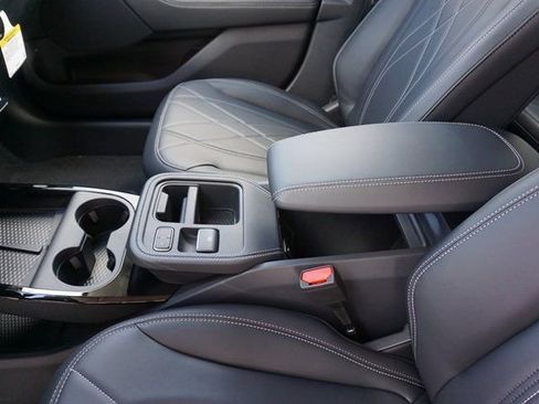 New 2025 Ford Mustang Mach-E Select image 27