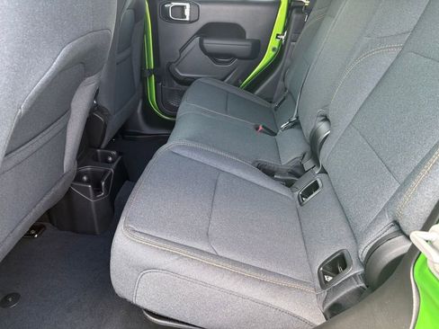 New 2025 Jeep Gladiator Sport image 27