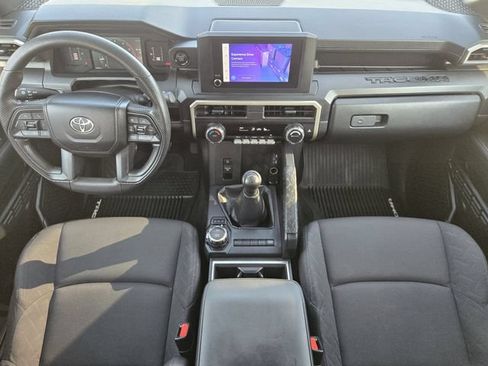 Used 2024 Toyota Tacoma SR w/ SR Upgrade Package AWD/4WD image 23