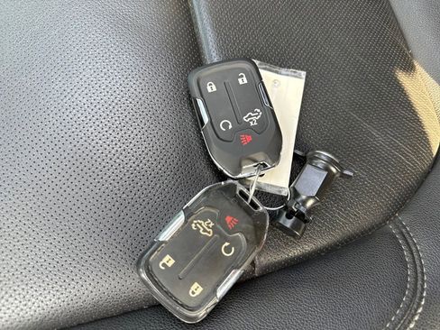 Used 2021 Chevrolet Silverado 1500 LTZ w/ LTZ Premium Package image 29