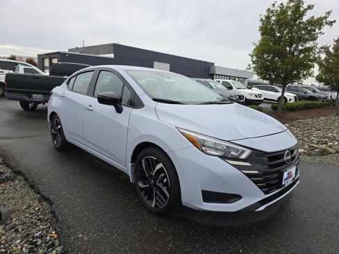 New 2025 Nissan Versa SR w/ Trunk Package image 1