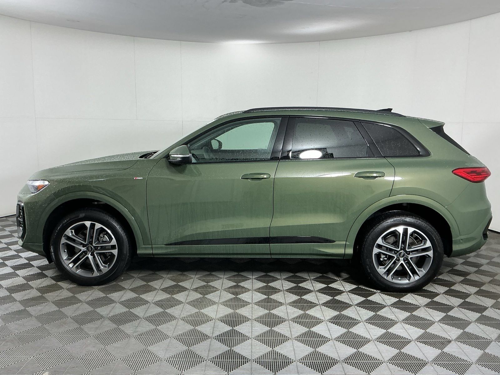New 2026 Audi Q5 2.0T AWD/4WD image 4
