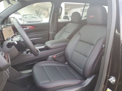 New 2026 Chevrolet Traverse Z71 w/ Enhanced Driving Package image 18