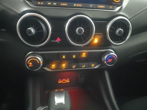 Used 2022 Nissan Sentra SV image 23