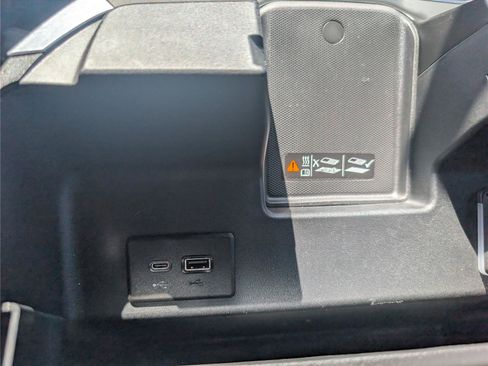 Used 2023 Chevrolet Silverado 1500 RST AWD/4WD image 25