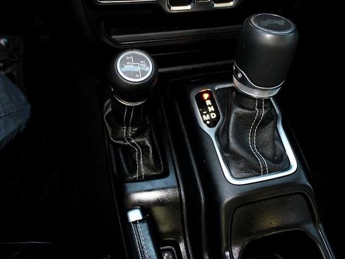 Used 2023 Jeep Wrangler Unlimited Sahara w/ Cold Weather Group image 12