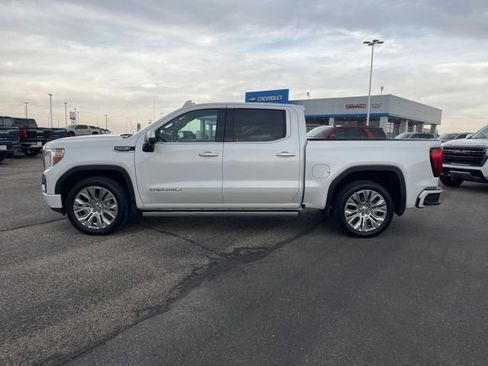 Used 2022 GMC Sierra 1500 Denali w/ Denali Premium Package image 8