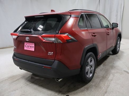 New 2025 Toyota RAV4 XLE image 7
