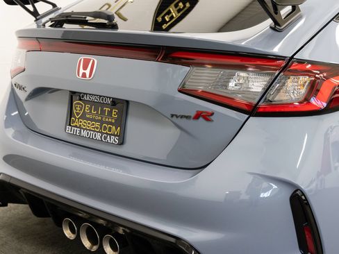 Used 2025 Honda Civic Type R image 28
