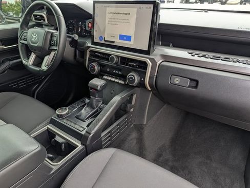 Used 2025 Toyota Tacoma TRD Sport RWD image 33