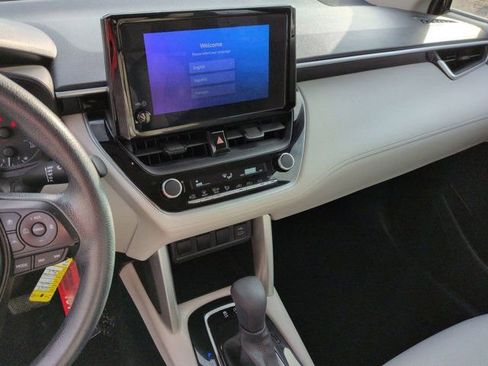 Certified 2023 Toyota Corolla Cross L image 20