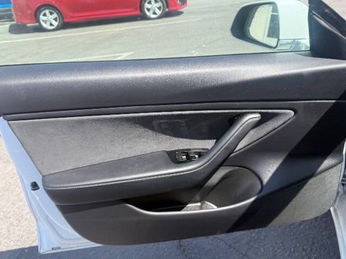 Used 2019 Tesla Model 3 Long Range AWD/4WD image 10