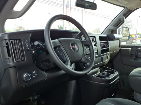Used 2023 GMC Savana 2500 w/ Driver Convenience Package RWD image 17