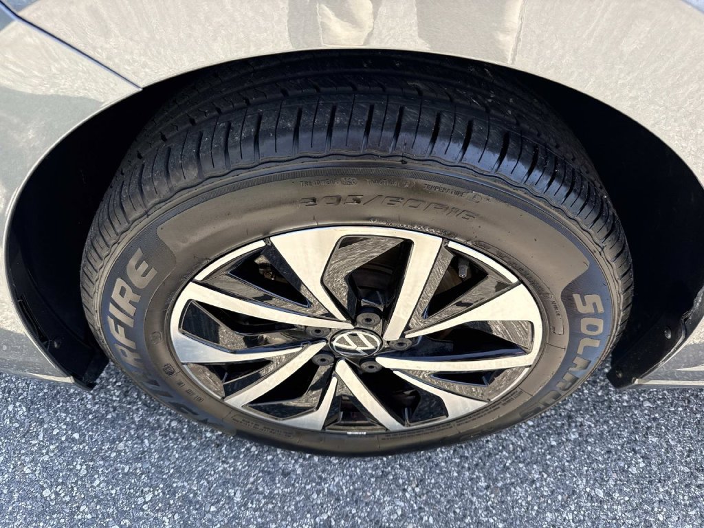 Used 2025 Volkswagen Jetta S FWD image 11