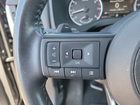 Used 2023 Nissan Rogue FWD image 13
