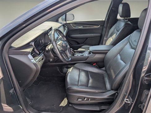 Used 2020 Cadillac XT5 Premium Luxury FWD image 10