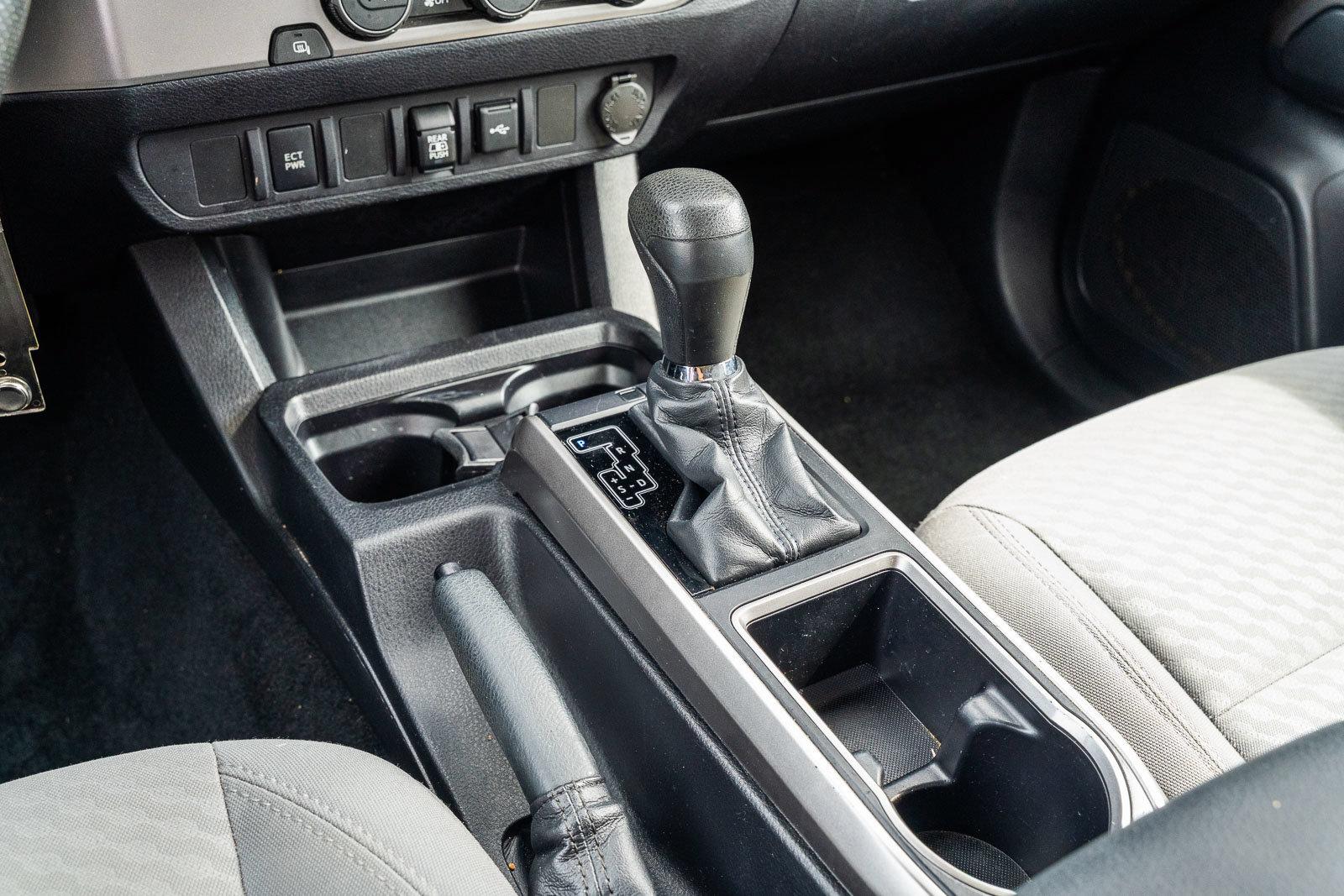 Used 2021 Toyota Tacoma SR5 RWD image 27