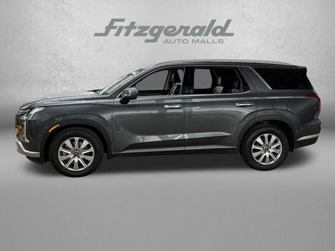 Used 2023 Hyundai Palisade SEL w/ Cargo Package AWD/4WD image 3