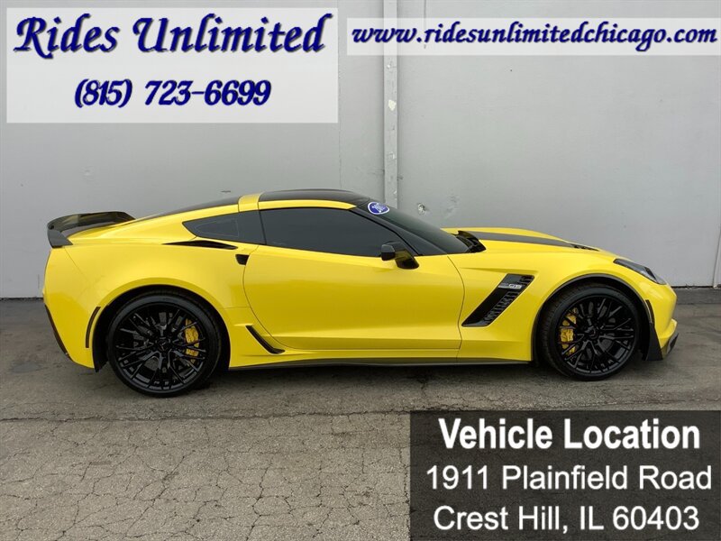 Used 2017 Chevrolet Corvette Z06 w/ Z07 Performance Package RWD image 2