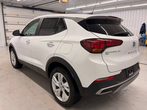 Used 2024 Buick Encore GX Preferred AWD/4WD image 4