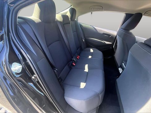 Used 2024 Toyota Corolla LE FWD image 39