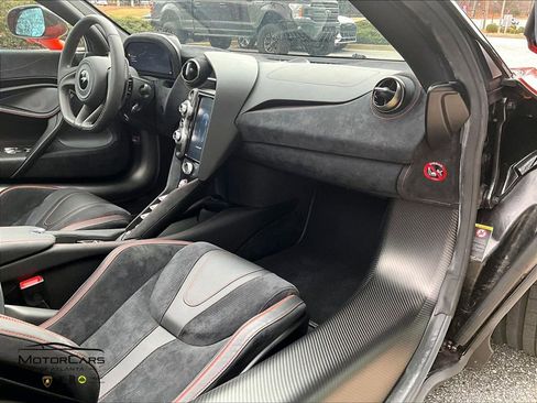 Used 2020 McLaren 720S image 15
