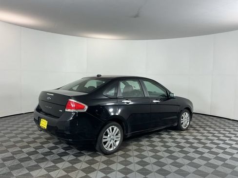 Used 2010 Ford Focus SEL FWD image 5