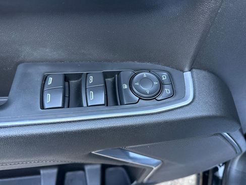 Used 2023 GMC Sierra 1500 SLE image 11