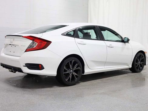 Used 2019 Honda Civic Sport image 9